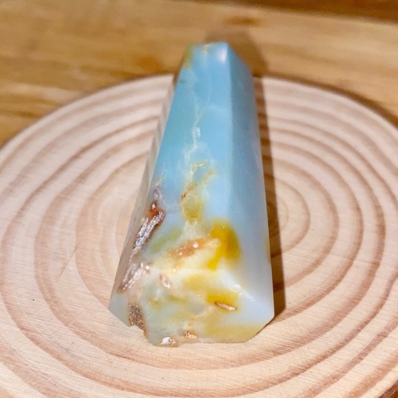 Beautiful Beachy Caribbean Calcite Tower - Picture 9 of 11